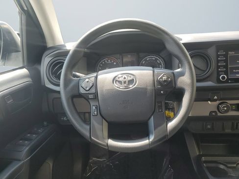Used 2020 Toyota Tacoma SR w/ SR Convenience Package RWD image 12