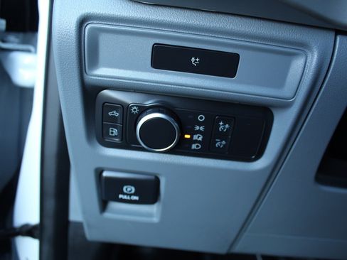 Used 2022 Ford F150 XL w/ Equipment Group 101A High image 27