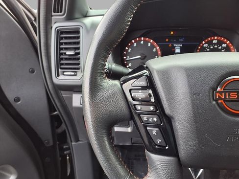 Used 2022 Nissan Frontier PRO-4X w/ Off-Road Protection Package image 10