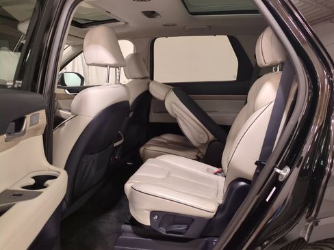 Certified 2022 Hyundai Palisade Limited image 16