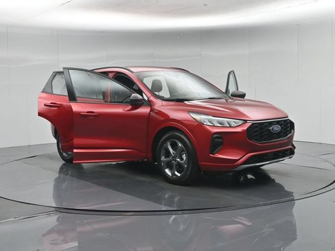 Used 2023 Ford Escape ST-Line w/ Tech Pack #1 FWD image 33