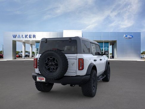 New 2026 Ford Bronco Badlands AWD/4WD image 8