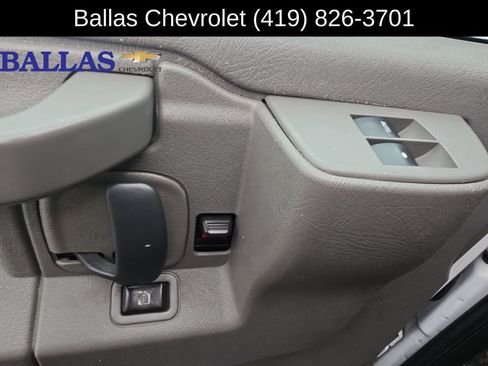 Certified 2016 GMC Savana 2500 image 24