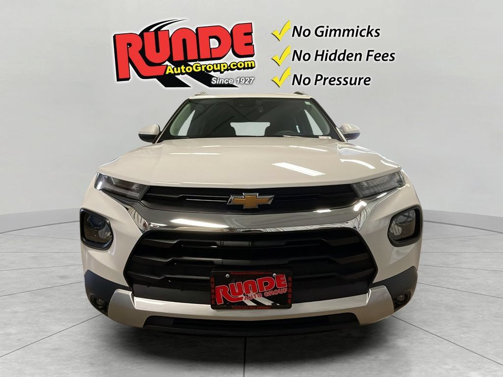 Used 2023 Chevrolet TrailBlazer LT w/ Convenience Package AWD/4WD image 9