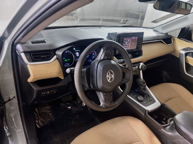 Used 2022 Toyota RAV4 XLE AWD/4WD image 11