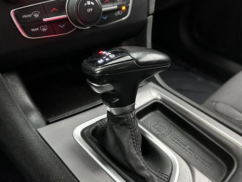 Used 2022 Dodge Charger SXT image 14