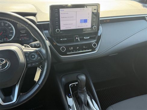 Used 2022 Toyota Corolla SE image 17