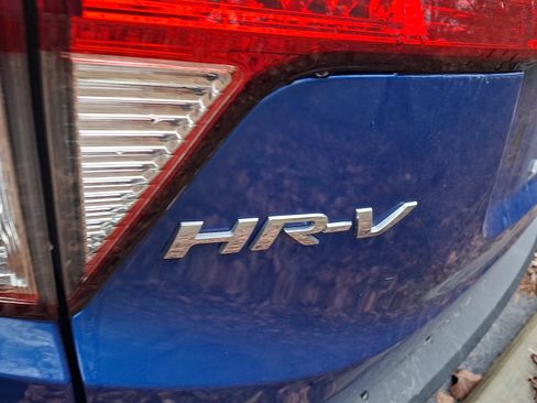 Used 2022 Honda HR-V EX image 5