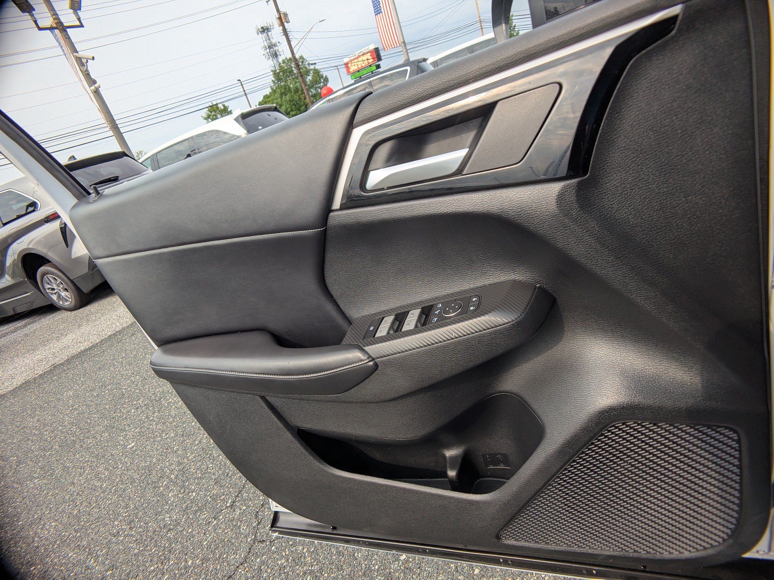Used 2023 Mitsubishi Outlander SE AWD/4WD image 24