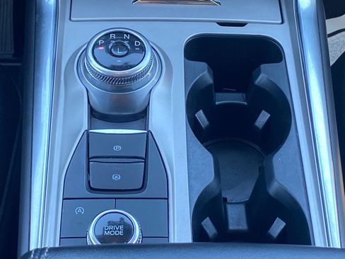 Certified 2023 Ford Explorer Limited AWD/4WD image 12
