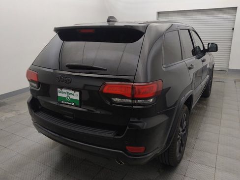 Used 2019 Jeep Grand Cherokee Altitude RWD image 7