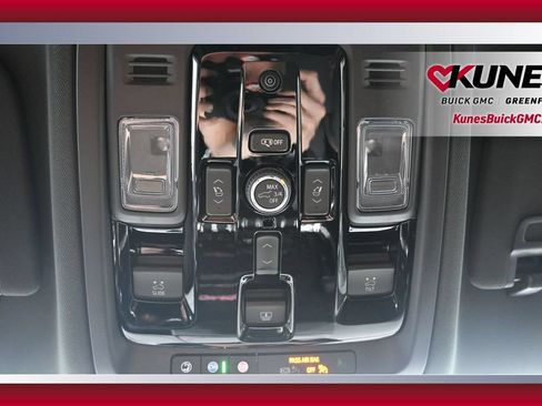 New 2026 GMC Yukon Elevation w/ Elevation Premium Package AWD/4WD image 20