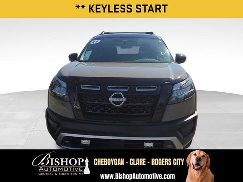 Used 2024 Nissan Pathfinder Rock Creek AWD/4WD image 14