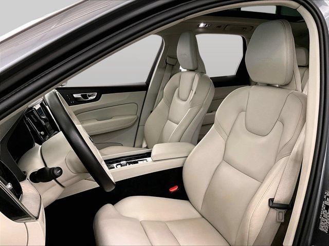 Used 2020 Volvo XC60 T6 Inscription w/ Protection Package Premier AWD/4WD image 25