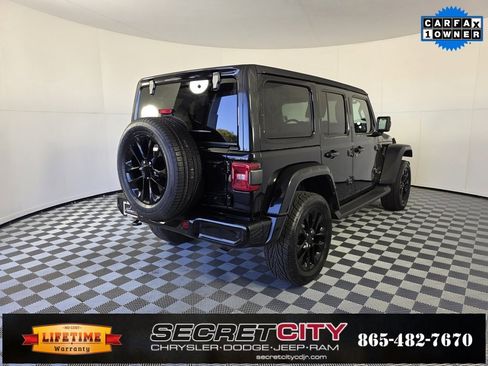 Used 2021 Jeep Wrangler Unlimited Sahara image 7