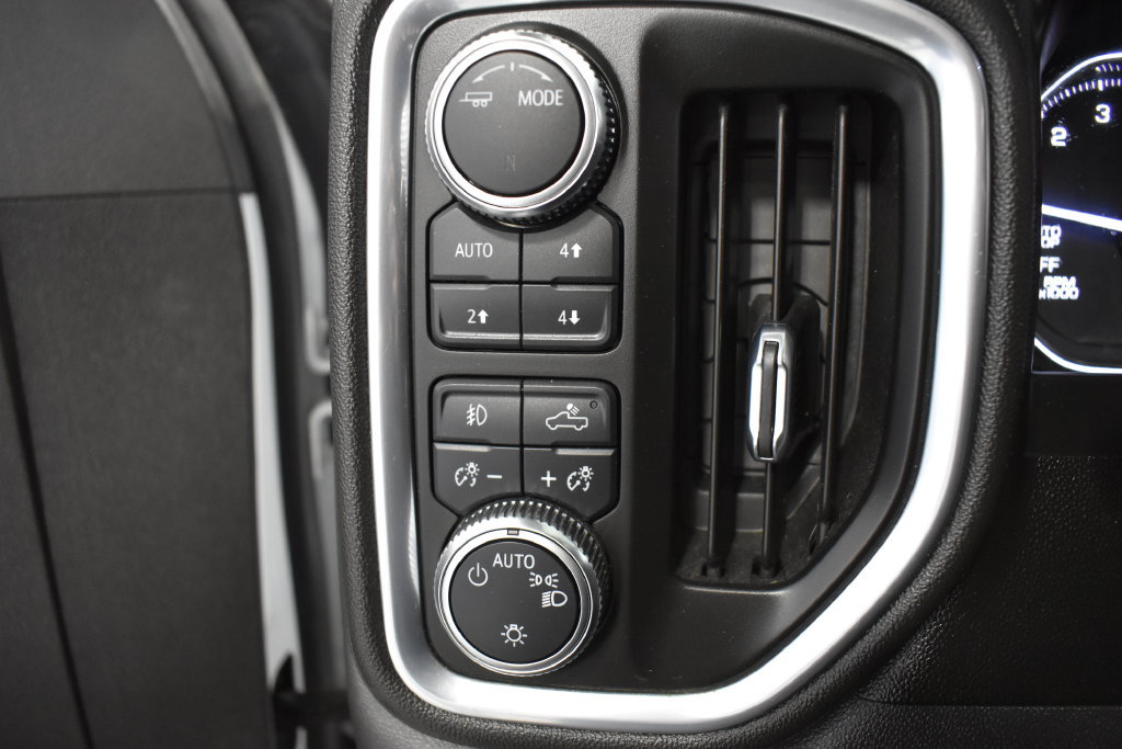 Used 2021 GMC Sierra 1500 Elevation w/ LPO, Elevation Black Package AWD/4WD image 19