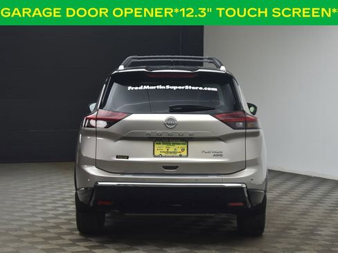 Used 2026 Nissan Rogue Platinum w/ Platinum Premium Package image 9