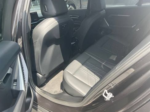Used 2024 BMW 530i RWD image 8