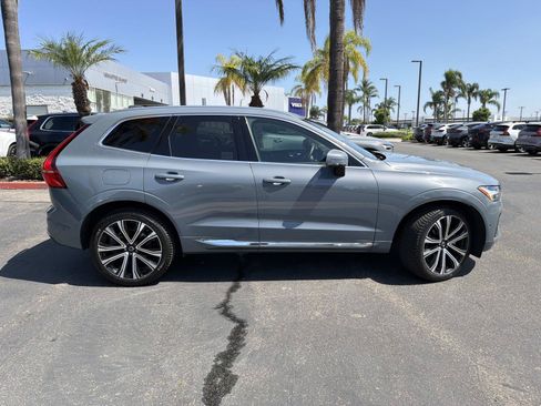 Certified 2023 Volvo XC60 B5 Ultimate w/ Climate Package FWD image 4