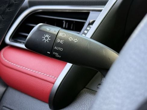 Certified 2022 Toyota Camry XSE FWD image 22