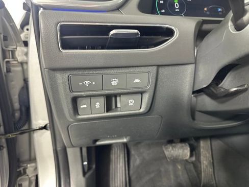 Used 2023 Hyundai Sonata Limited image 19