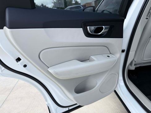 Certified 2026 Volvo XC60 B5 Ultra AWD/4WD image 15
