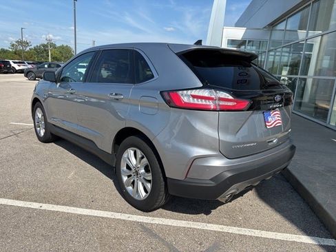 Used 2024 Ford Edge Titanium image 3