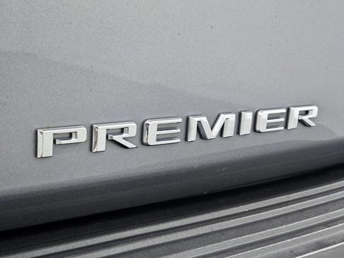 Used 2021 Chevrolet Tahoe Premier w/ Premium Package AWD/4WD image 34