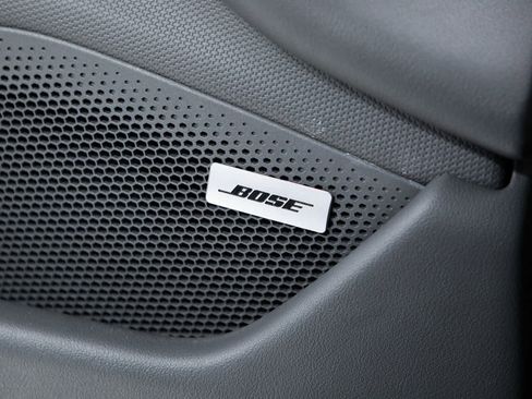 Certified 2022 Porsche Taycan 4S image 27