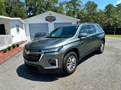 Used 2023 Chevrolet Traverse LT