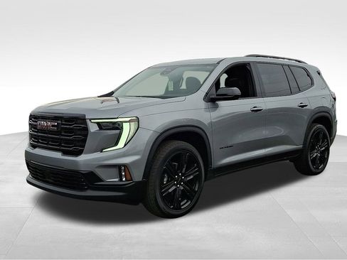 Used 2025 GMC Acadia Elevation w/ Elevation Premium Package image 3