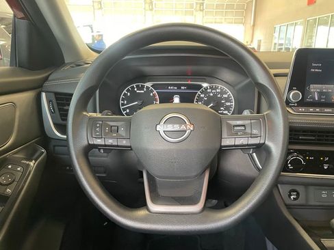 Certified 2025 Nissan Rogue S FWD image 13