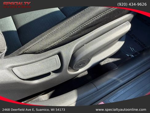 Used 2017 Hyundai Elantra Value Edition FWD image 29