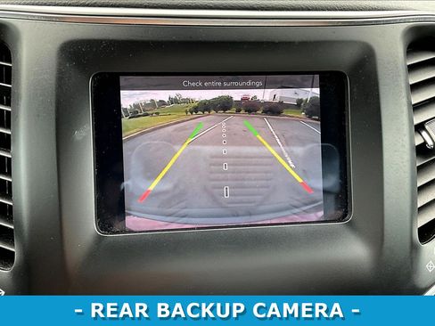 Used 2020 Jeep Cherokee Latitude w/ Cold Weather Group FWD image 14