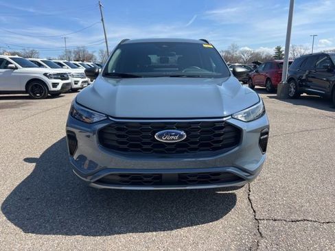 Certified 2023 Ford Escape ST-Line w/ Tech Pack #1 image 2