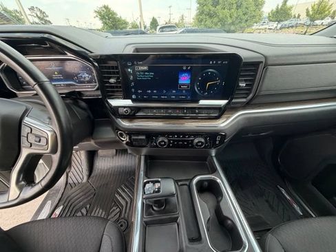 Used 2024 Chevrolet Silverado 1500 LT Trail Boss w/ Protection Package AWD/4WD image 27