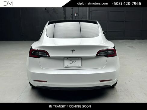 Used 2021 Tesla Model 3 Standard Range Plus image 6