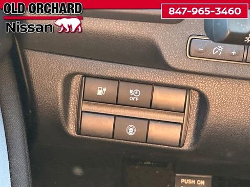 Used 2024 Nissan Leaf S image 37