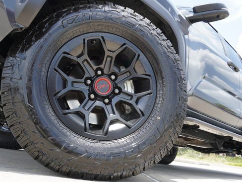 Used 2026 Toyota 4Runner TRD Off-Road Premium AWD/4WD image 11
