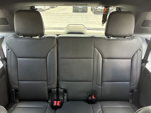 Used 2026 Chevrolet Tahoe LT w/ Comfort Package RWD image 16