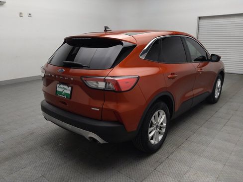 Used 2020 Ford Escape SE FWD image 9