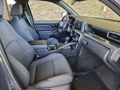 Used 2024 Toyota Tacoma SR5 image 11