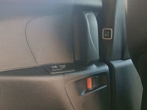 New 2025 Chrysler Pacifica Select image 43