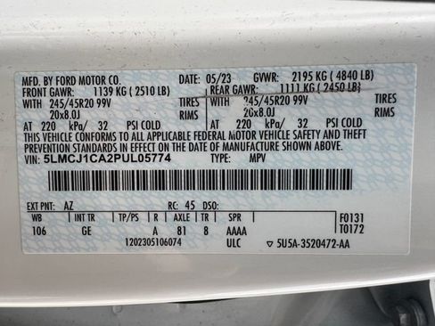 Used 2023 Lincoln Corsair FWD w/ Equipment Group 101A image 7