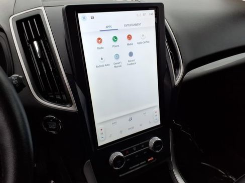 Certified 2024 Ford Edge SEL image 15