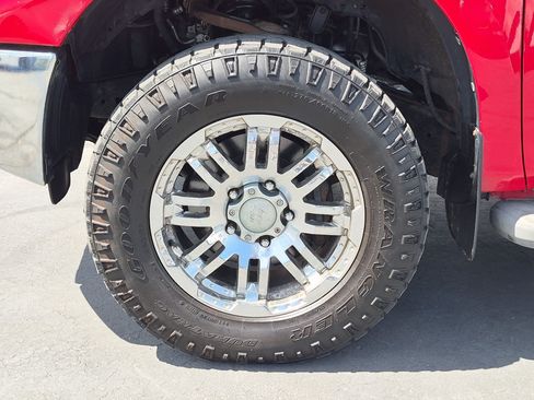 Used 2007 Toyota Tundra SR5 AWD/4WD image 13