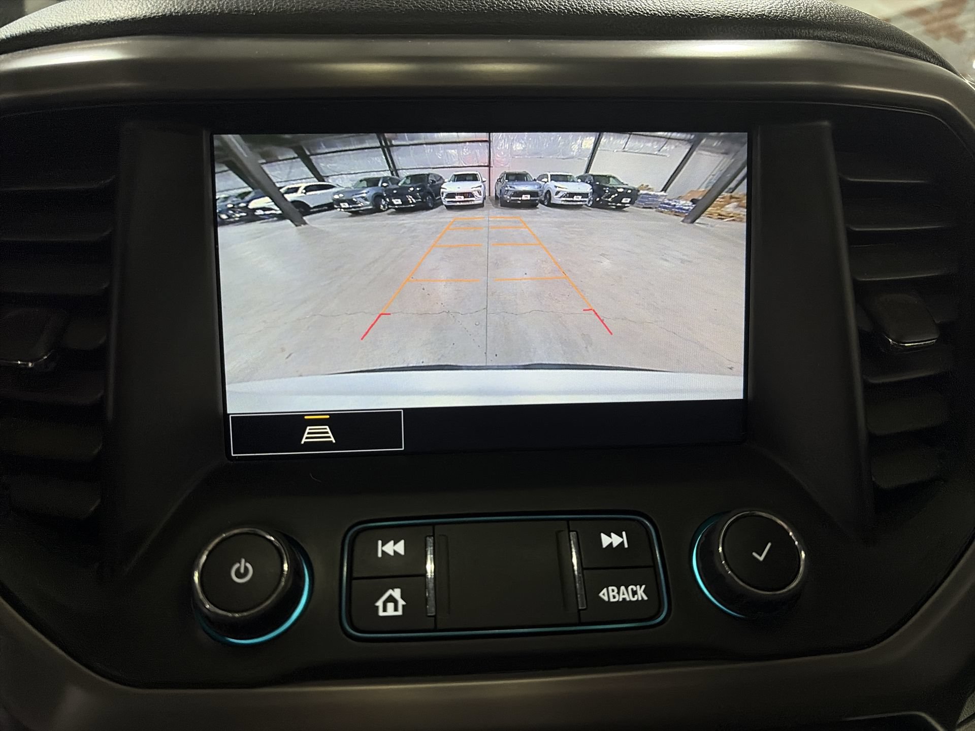 Used 2023 GMC Acadia AT4 w/ LPO, Floor Liner Package AWD/4WD image 16