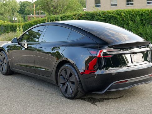 Used 2025 Tesla Model 3 RWD image 5