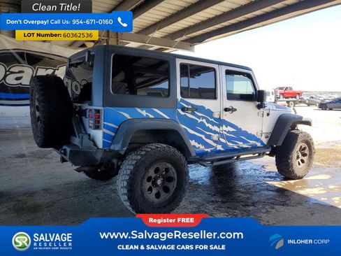Used 2011 Jeep Wrangler Unlimited Rubicon AWD/4WD image 4