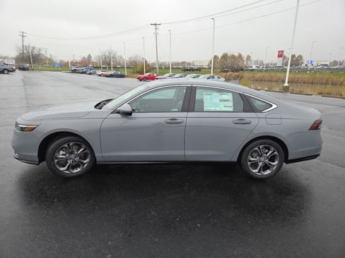 New 2025 Honda Accord EX-L image 16